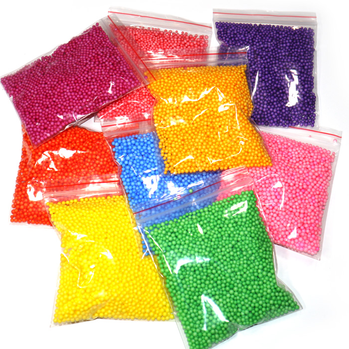 Single colour foam beads