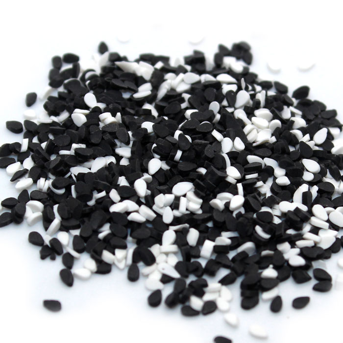 Black and white sesame seed sprinkles